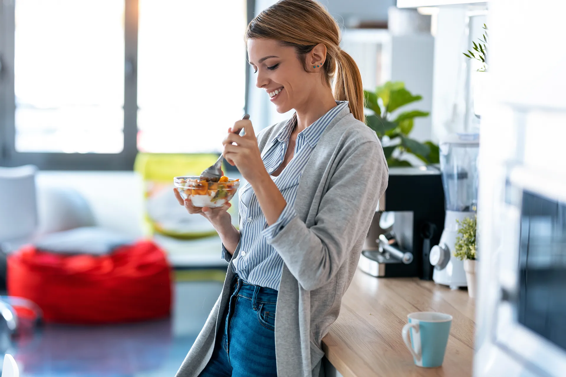 Who Can Benefit from Beef Bone Broth Protein + Organic Fermented Ginger